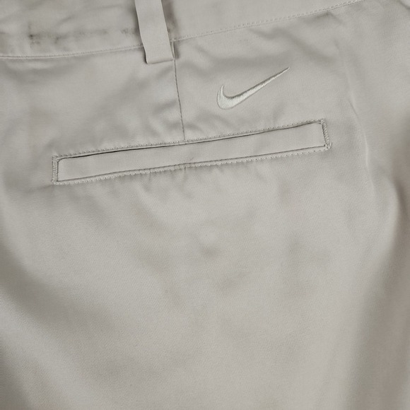 Nike Golf Dri Fit Comfort Mens Chino Flat Front Shorts Solid Khaki Size 42 - Picture 11 of 12